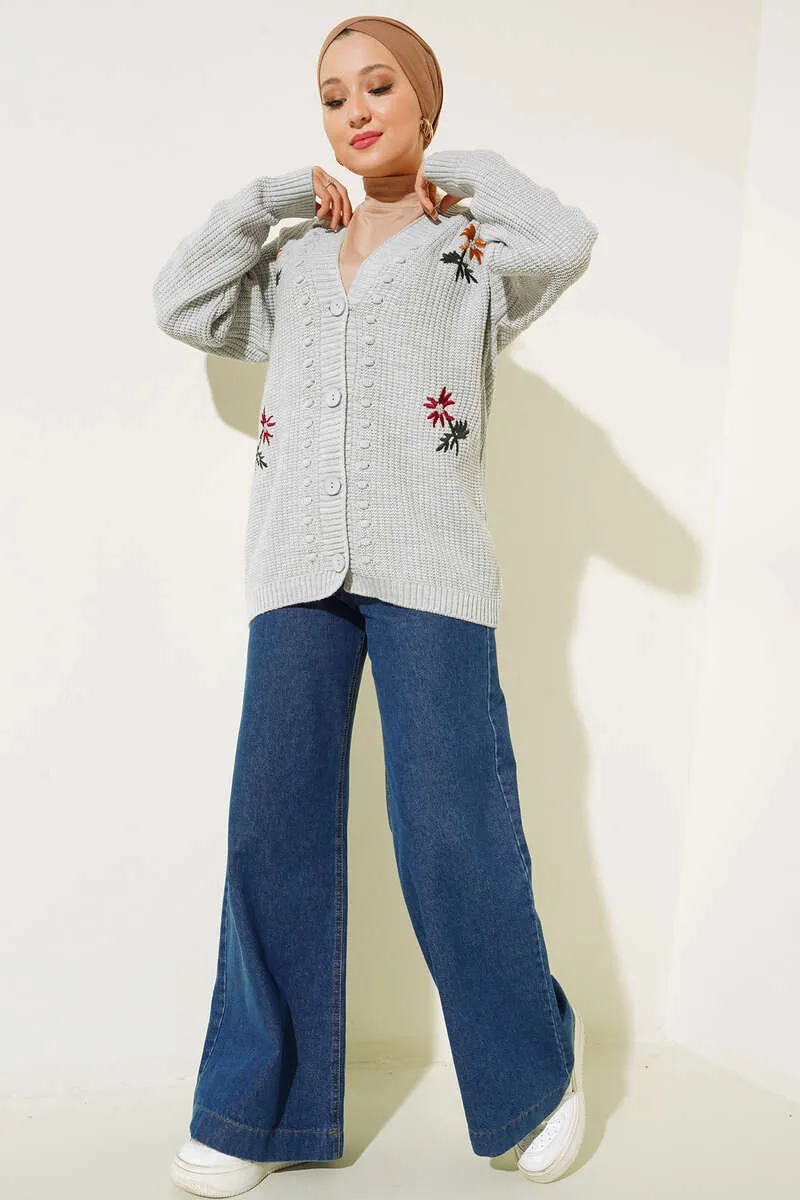 BNG Women Knitted Sweater with Embroidery and Buttons in Gray - Clermont