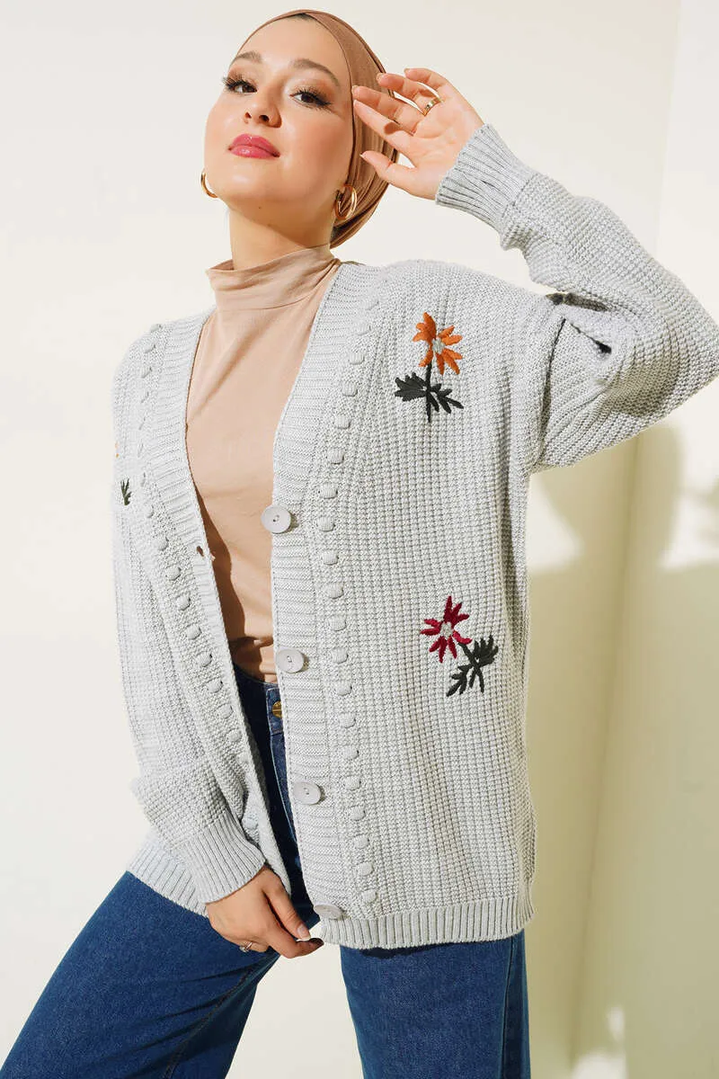 BNG Women Knitted Sweater with Embroidery and Buttons in Gray - Clermont