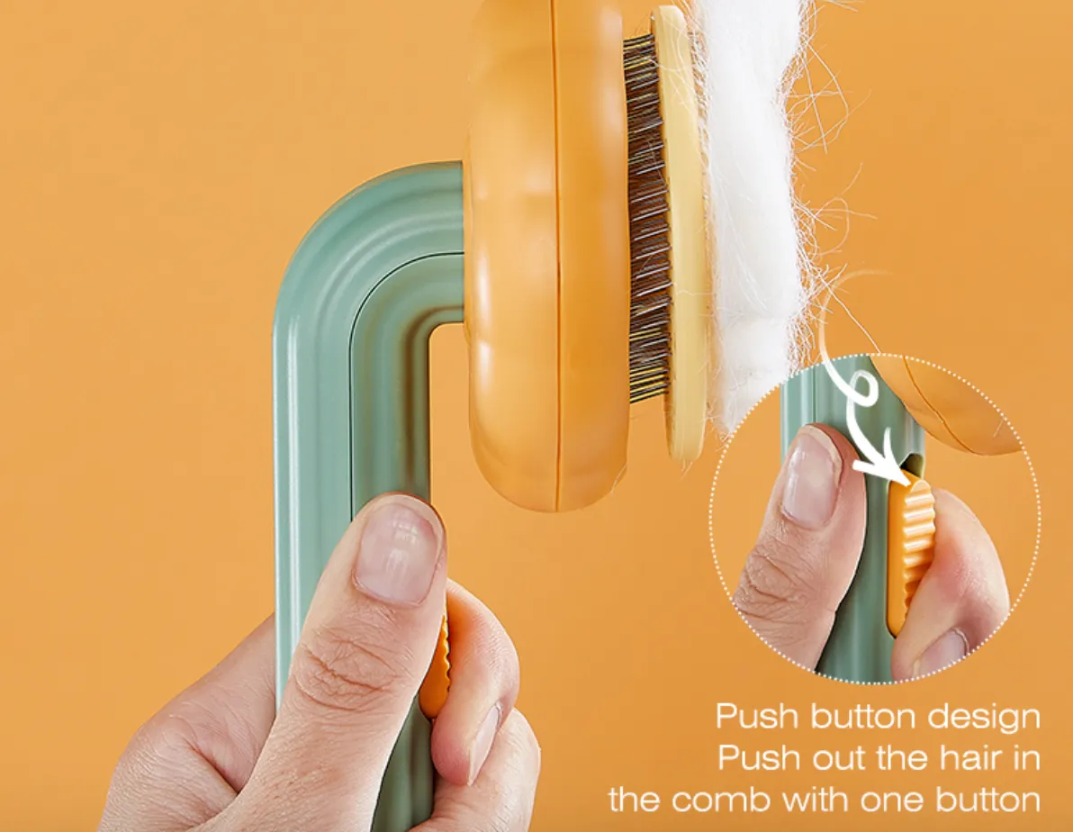 Deshedding Pet Brush in Purple